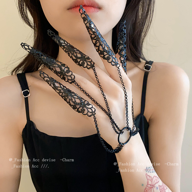 European and American Cross-border Hollow Pattern Nail Set Bracelet Niche Distinctive Tassel Bracelet Unique and Exquisite New Arrival Bracelet for Women