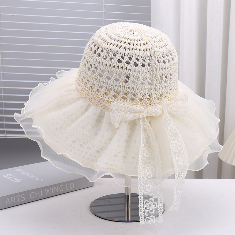 White (lace ribbon)
