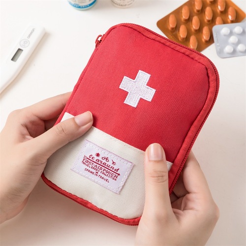 Outdoor emergency care first aid kit, earthquake self-help travel business trip emergency storage bag, portable household medical bag