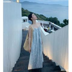 三亚拍照露背吊带洋装女夏季高级感气质宽松海边度假沙滩长裙子