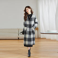 格纹毛呢长款韩系格子大衣围巾气质格子2025款双面呢V领羊毛大衣