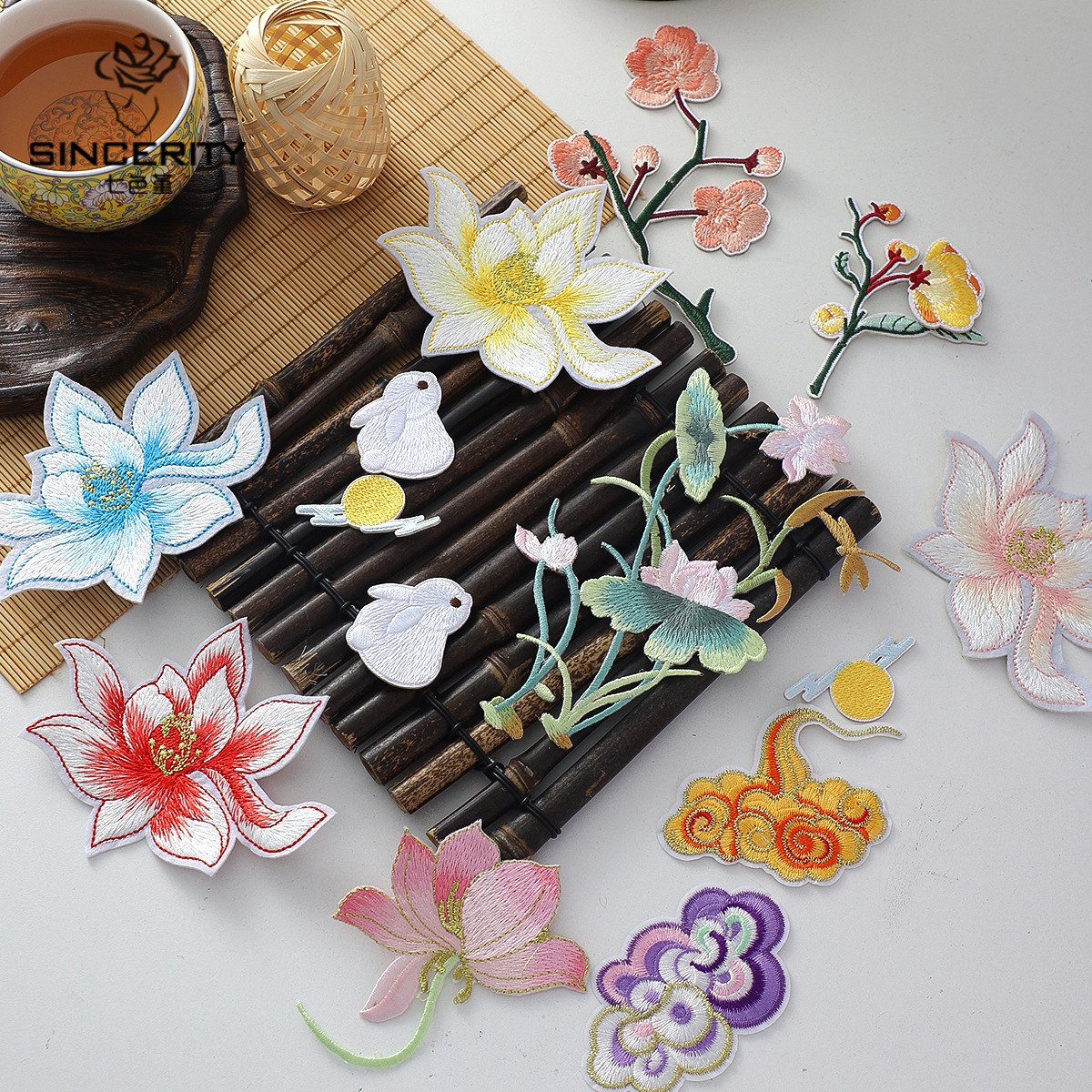 Nuevo bordado chino de siete colores de cordier de mediodía de otoño ornamentos de embalaje floral florista DIY materiales de embalaje floral artesanal