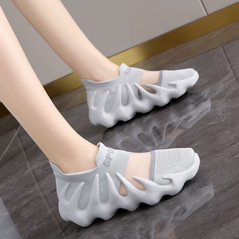 New Women's Shoes Summer Coconut Shoes Women's Couple Sports Shoes Fly Woven Breathable Casual Octopus Shoes 450 Women's Shoes