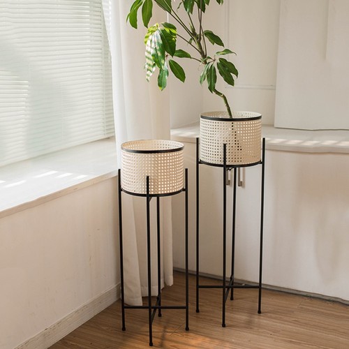 Modern light luxury minimalist Japanese style living room balcony indoor iron plant stand with rattan-like woven frame
