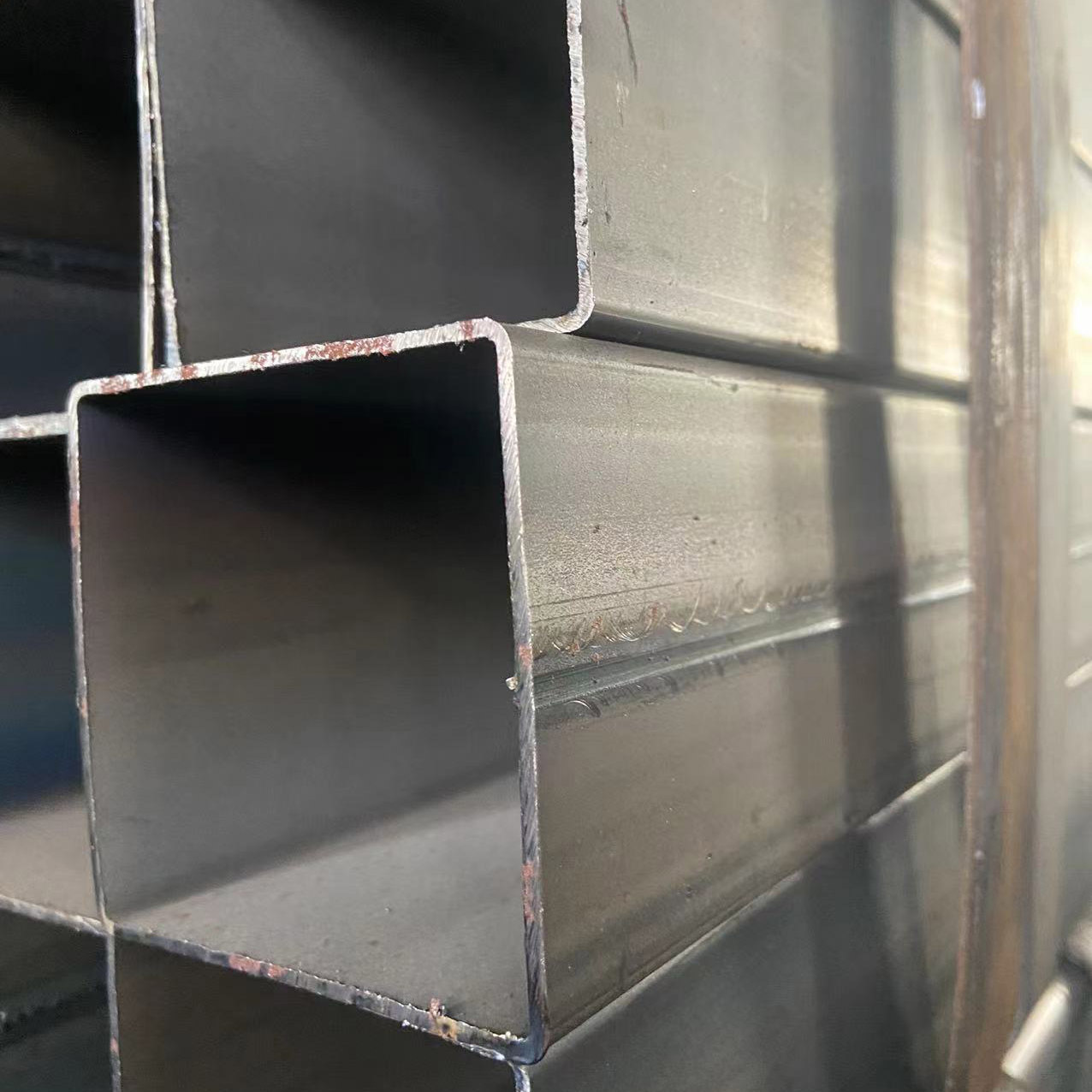 江苏方管 徐州黑方管 有缝方管 无缝方管 Q235B Q355B 20# 零售