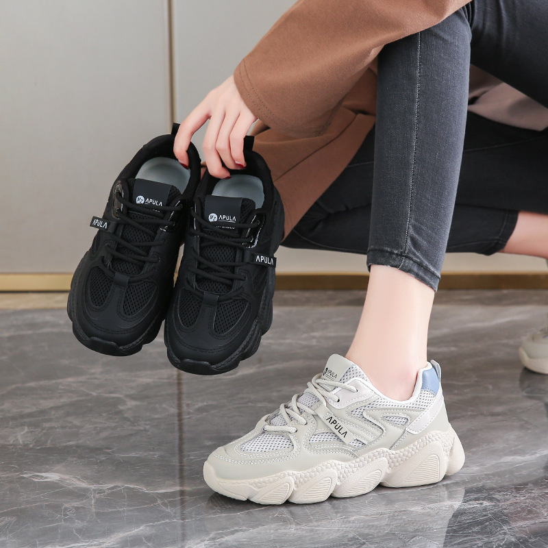 Zapatos de red de mujer nuevos zapatos de corrida de verano de estudiantes amortiguadores ligeros antideslizantes suaves no cansados zapatos deportivos