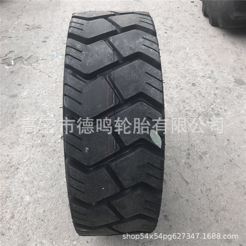 El poliuretano 36*12.5-20 llenó el trabajo aéreo sólido de la carretilla elevadora del puerto del neumático 36 x12.5-20