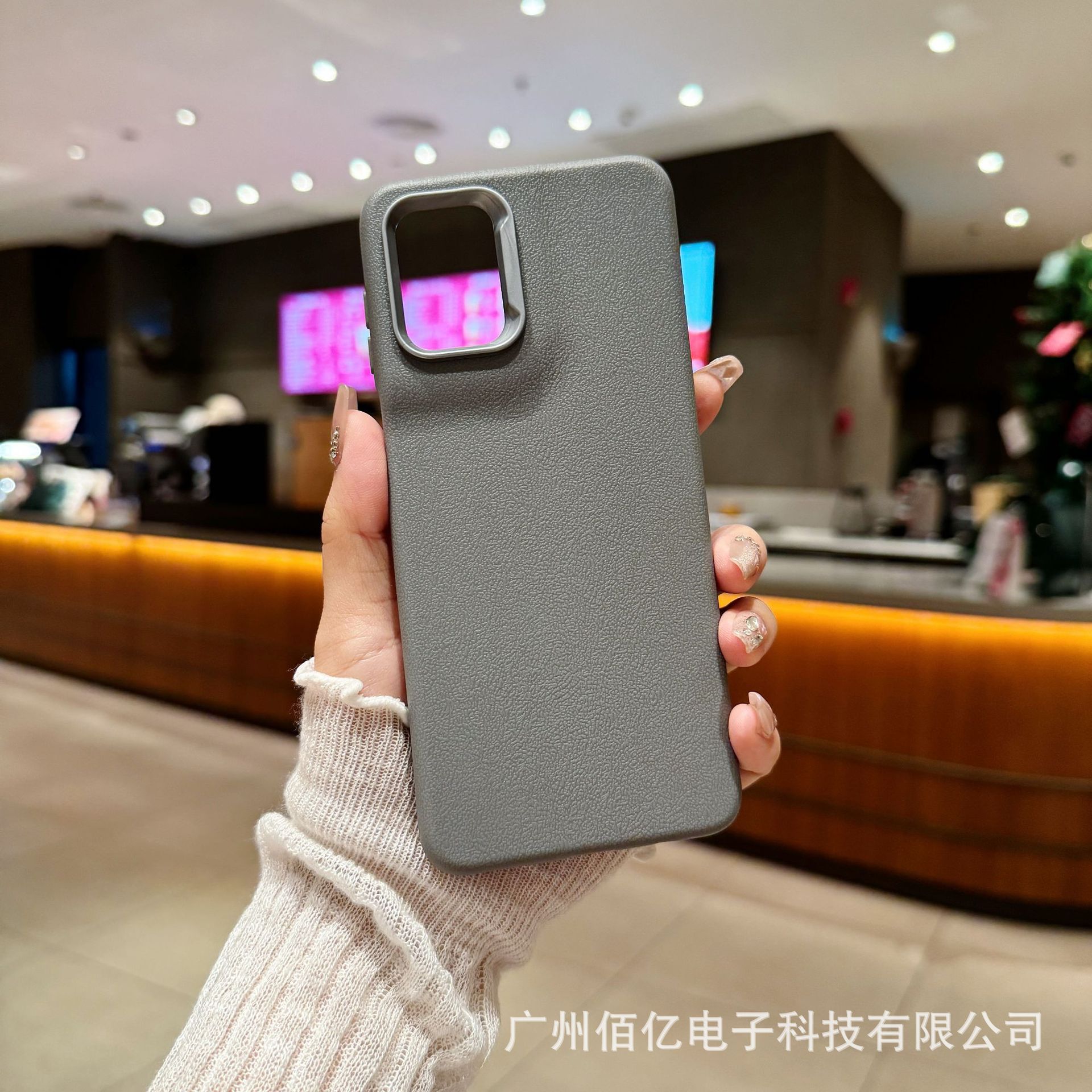 Funda de teléfono de TPU con textura de cuero liso, adecuada para Motorola G55, funda de teléfono suave con orificio grande para comercio exterior europeo y americano, antihuellas.