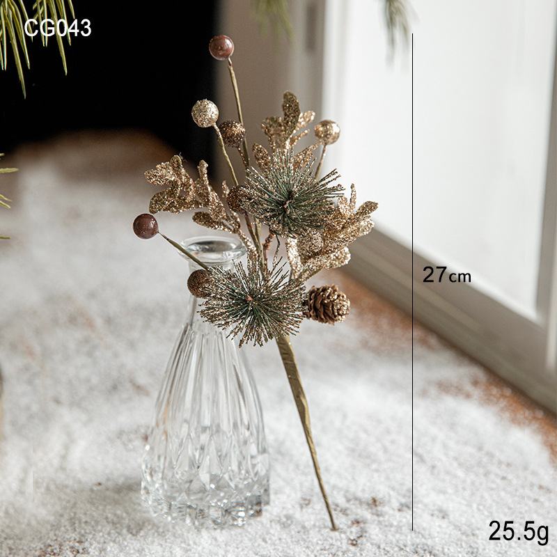 Ambiente de Navidad arreglo Candelabro decoración Garland árbol de Navidad rama ventana decoración de fondo brillante dorado cono de pino