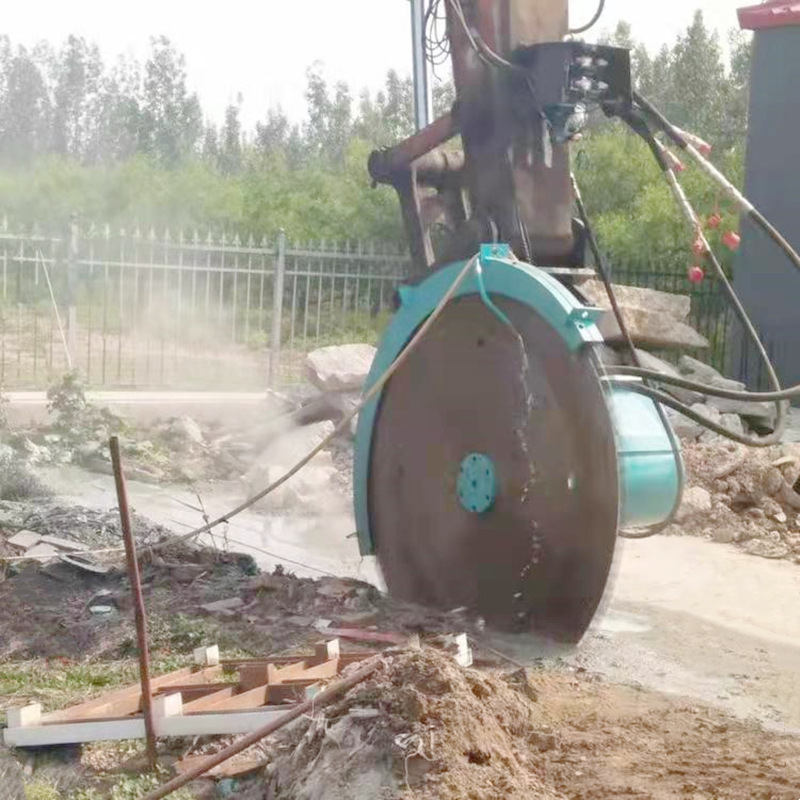 履带式挖机液压锯石机圆盘伐木锯齿 快速切割挖机岩石锯