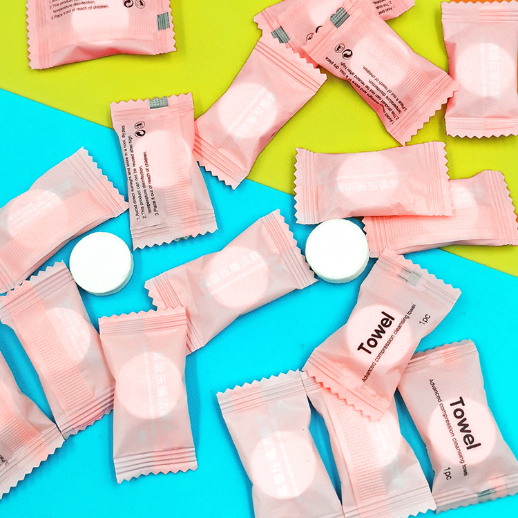Travel Disposable Compressed Towel Small Facial Cleansing Towel Makeup Remover Portable Hotel Candy Pack Non-Woven Towel