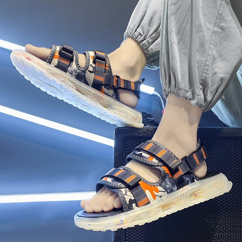 Sandallas de playa para hombres de verano nueva moda de moda personalizada para jóvenes coreanos zapatillas casuales de moda