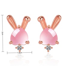 时尚芙蓉石粉水晶兔子耳钉 可爱甜美高级感兔子耳钉耳环 粉兔耳钉