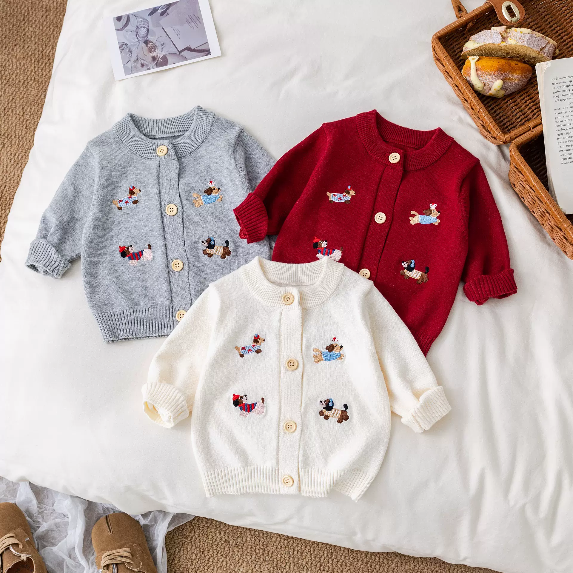 秋冬款儿童婴童开衫毛衣刺绣款小狗图案高温水洗面料柔软舒适百搭