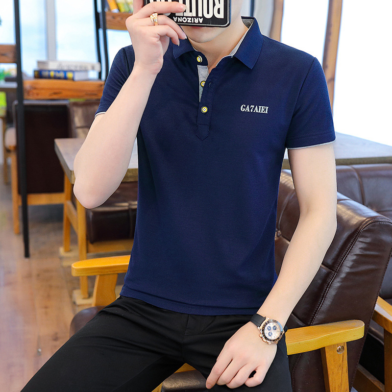 Camiseta de manga corta de los nuevos hombres del verano camiseta de color sólido Camiseta estilo coreano solapa media manga de algodón camiseta de polo delgada