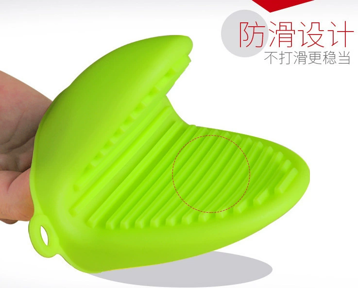 Thickened silicone gloves microwave oven pretty hot warm heating hand clip