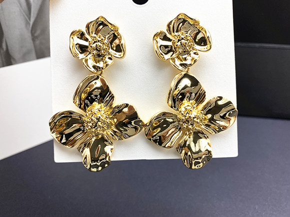 1 Paar Mode Blumen Metall Überwurf Damen Ohrringe display picture 1