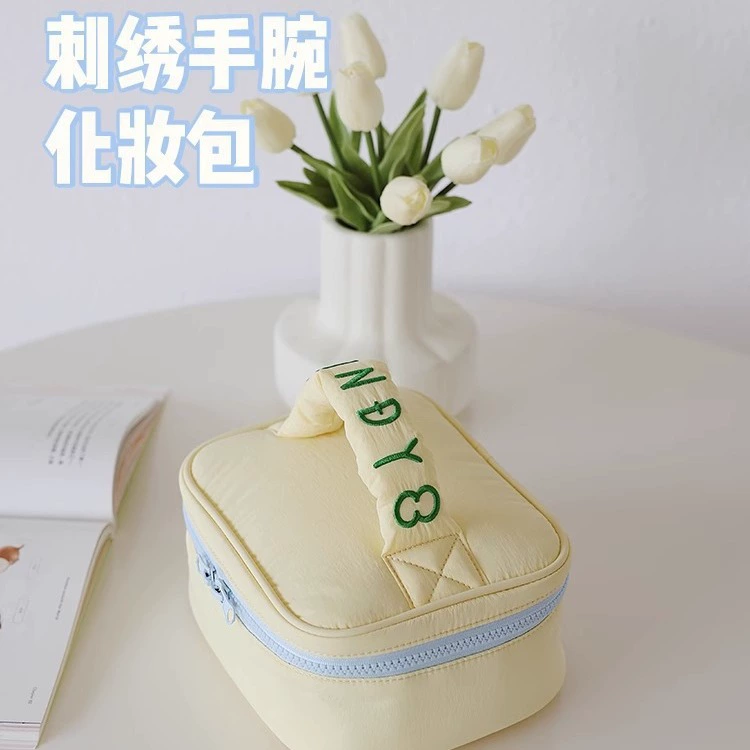 Capacious genuine cute cosmetic bag, handheld Japanese organizer bag for traveling, high-quality style
