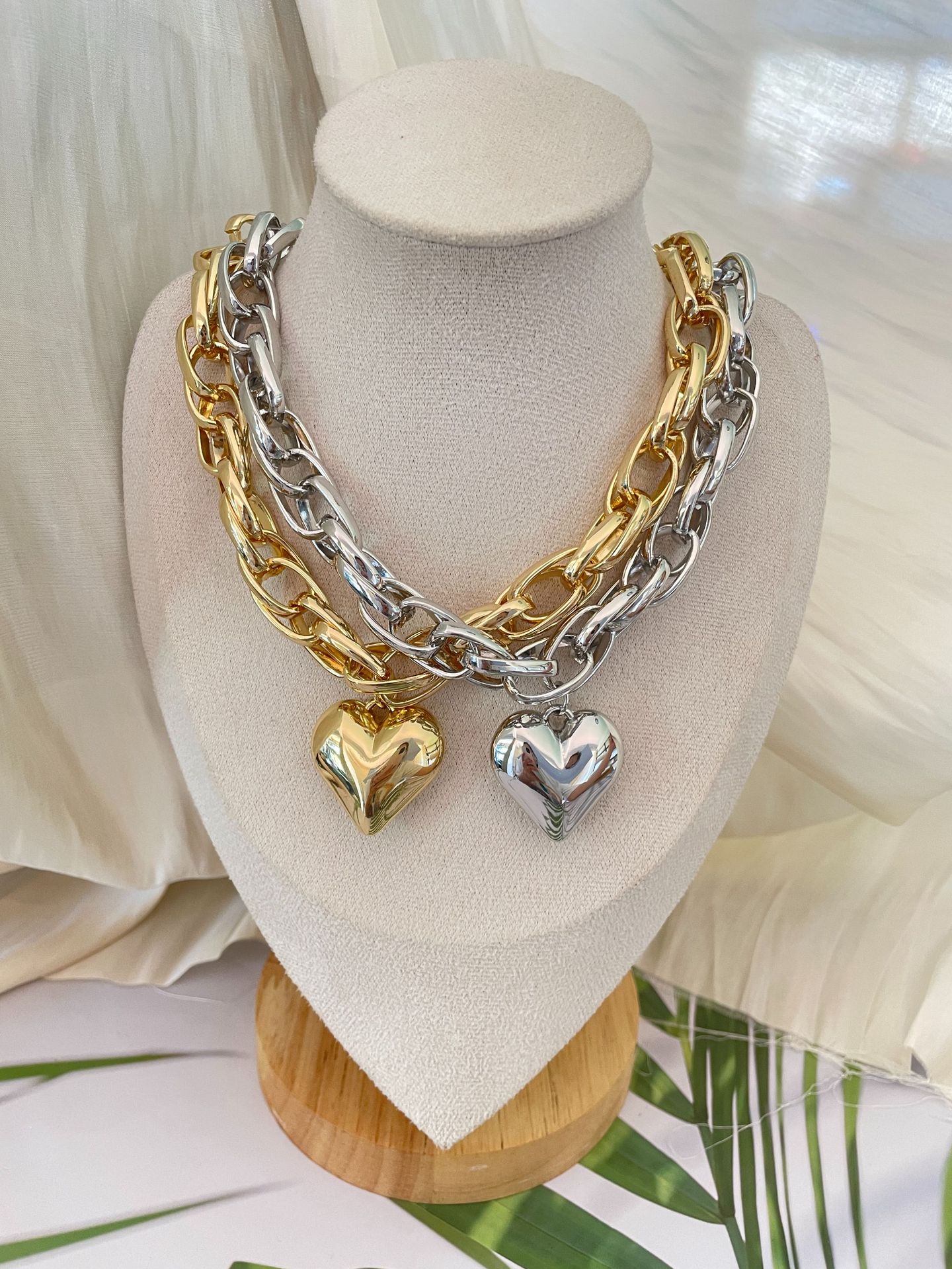 Heart Shape Copper Elegant Hip-Hop Exaggerated Copper Pendant Necklace Necklace display picture 1