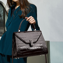 CCAMO真皮包包女式2025新款鳄鱼纹精致小包包厂家批发一件代发货