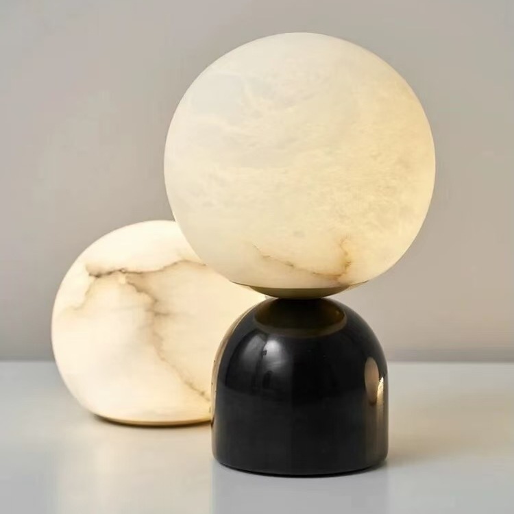 천연 대리석 터치 충전식 대리석 테이블 램프 간단한 현대 골동품 스타일 거실 침실 연구 장식 테이블 램프