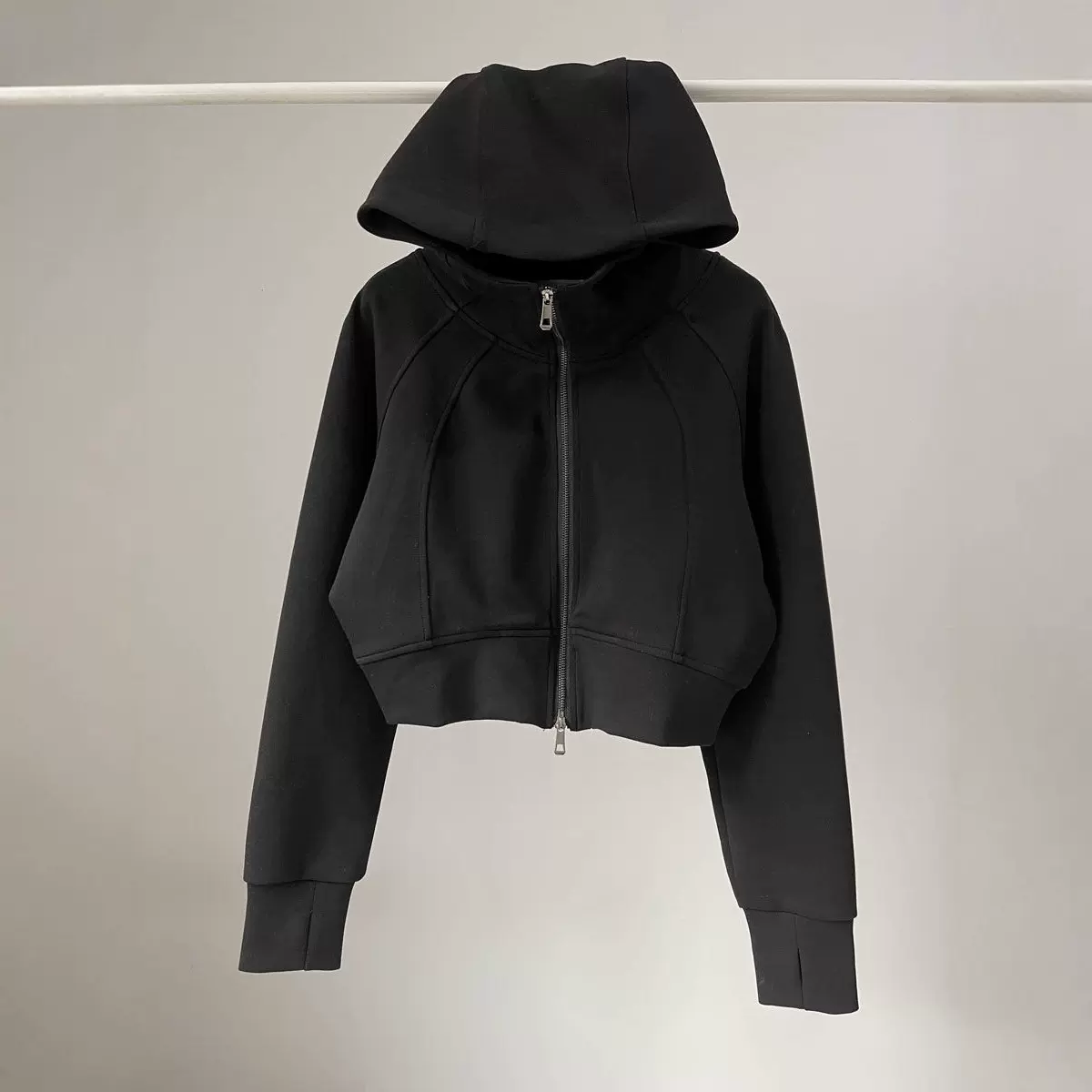 美式辣妹时髦空气层料运动卫衣女春秋宽松开衫连帽上衣纯色短外套