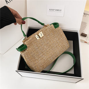 Retro straw summer woven one-shoulder bag, fashionable beach shoulder bag, Chanel style