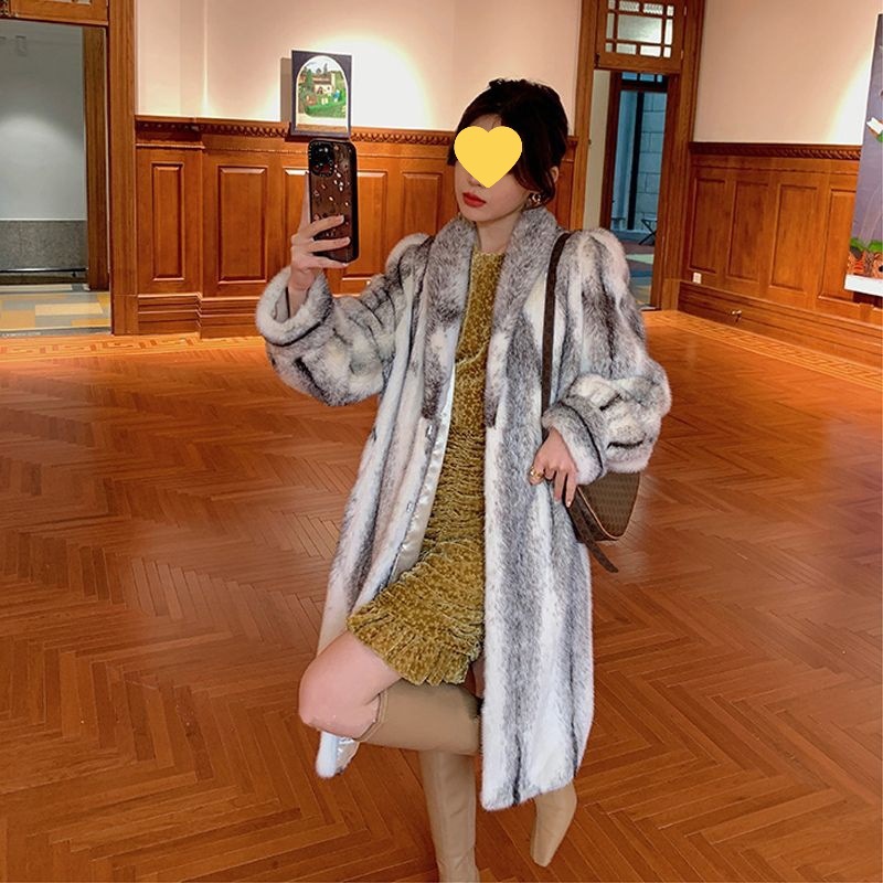 2025新款水貂整貂真貂简约时尚皮外套女个性轻奢长款十字貂大衣