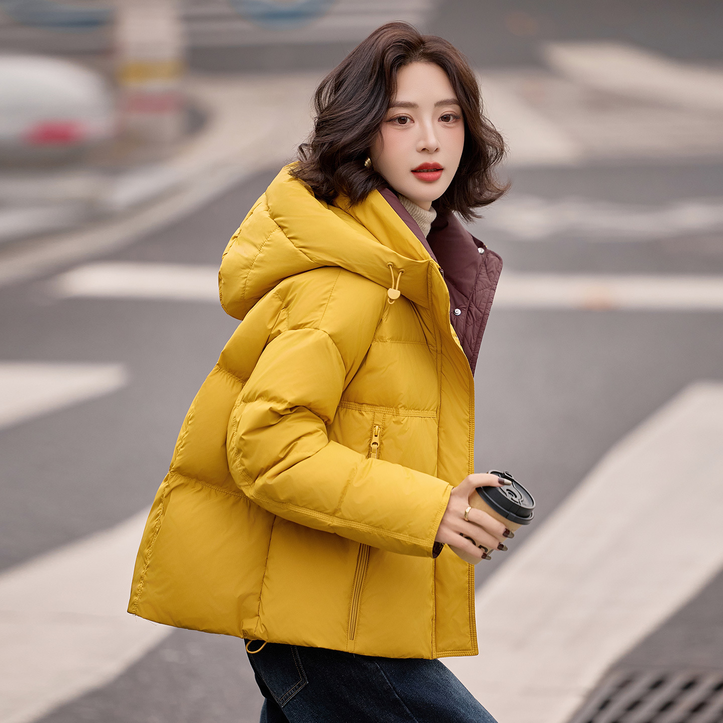 Hooded down Jacket for Women 2025 Winter New Casual Versatile Thickened Warm down Coat Trendy