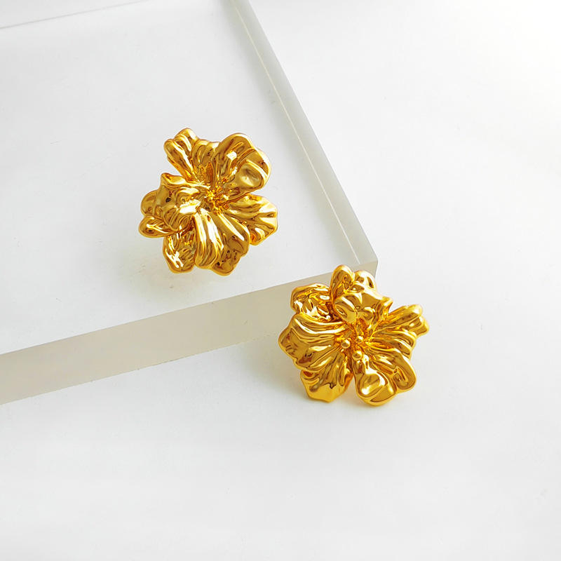 Fashion Flower Copper Plating Ear Studs 1 Pair
