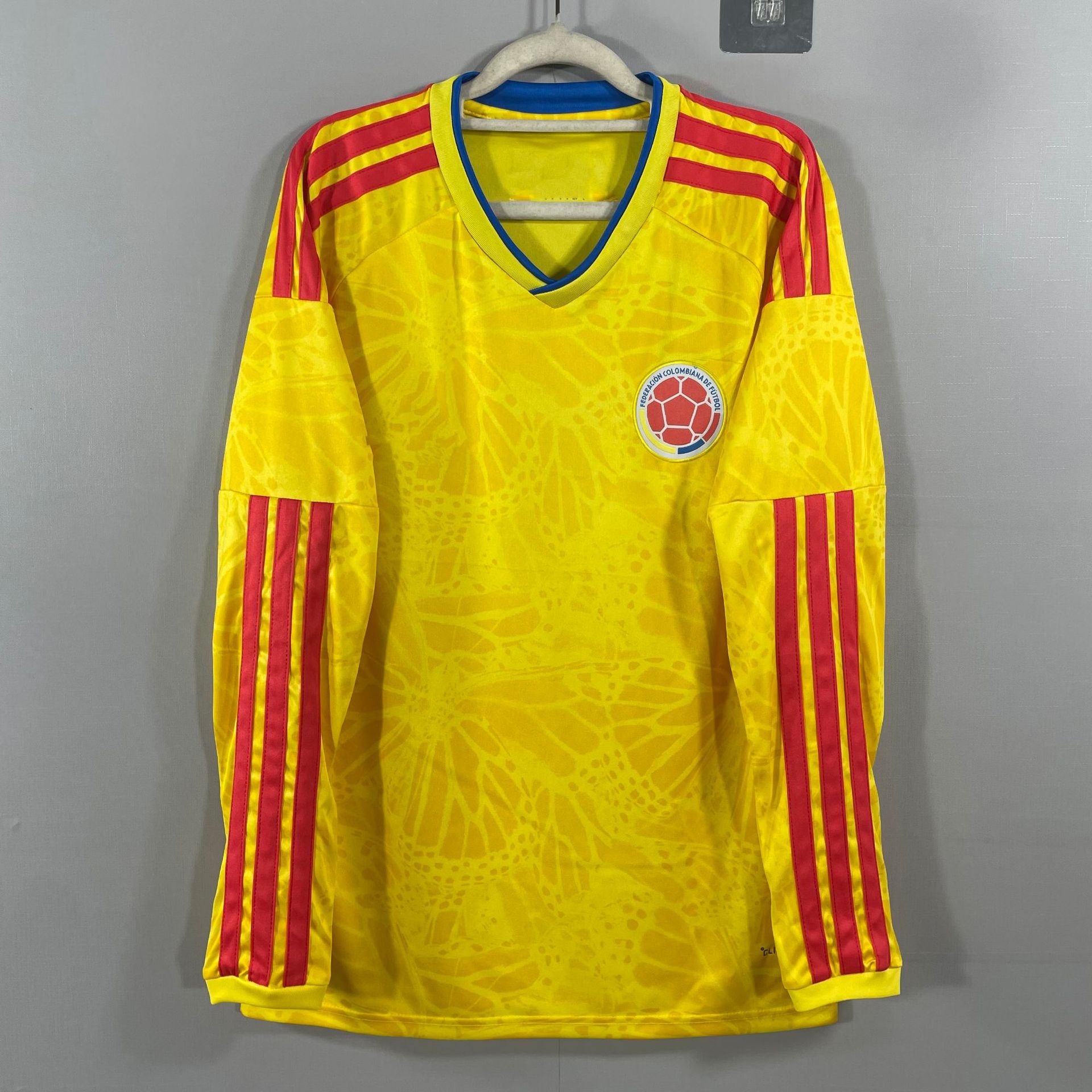 Tailandia 2526 manga larga popular México Alemania Argentina Brasil Real Madrid fuente de alta calidad al por mayor