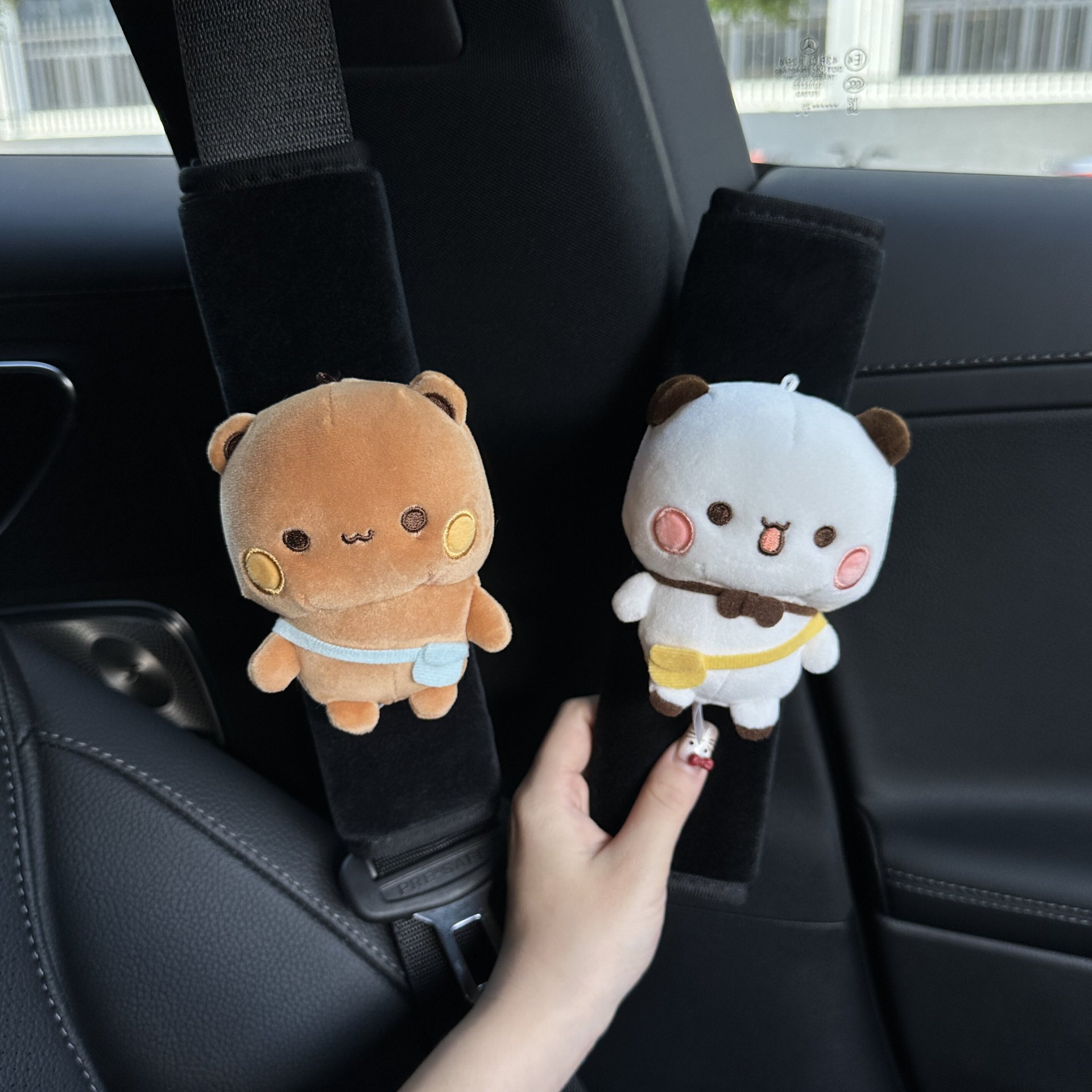 2026 Seatbelt Shoulder Pads Car Cute Decorations Car Interior Accessories Protective Covers Anti-Strangling Neck Protection