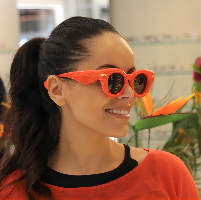 2024 celebridades de Internet europeas y americanas transfronterizas con ojos de gato retro grueso color caramelo divertido estilo de uñas de arroz gafas de moda