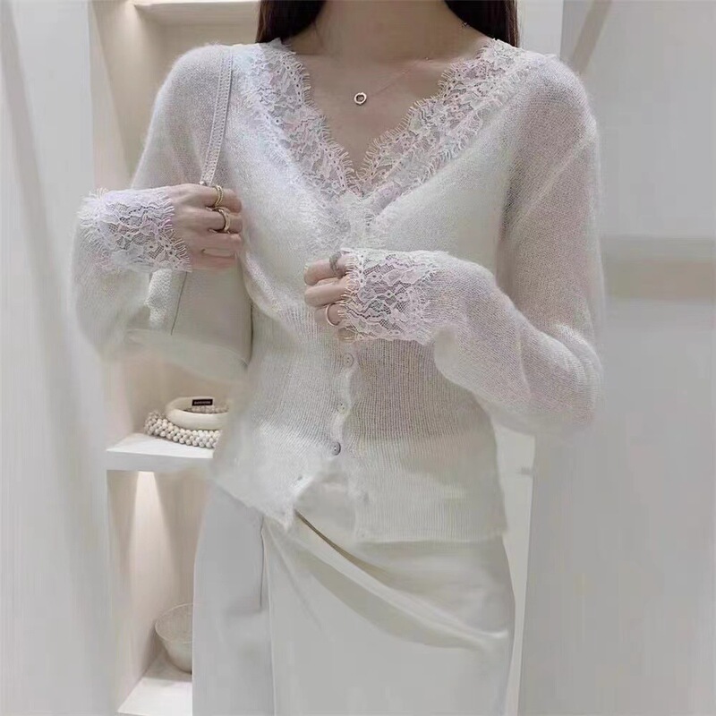 Chic and Gentle V-Neck Lace Knit Fitted Slim-Fit Base Shirt for Women, Spring Semi-Sheer Inner Sweater with Long Sleeves