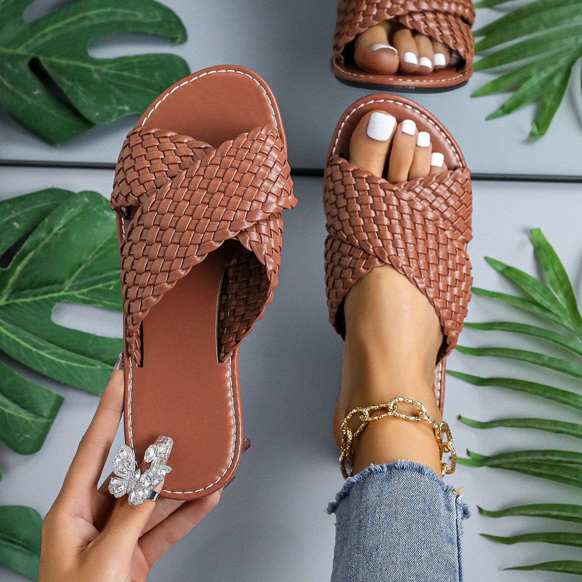 Foreign Trade Large Size Flat-soled Round-toe Woven For Women, 2024 Summer New European And American Style One-strap_vogvips.com