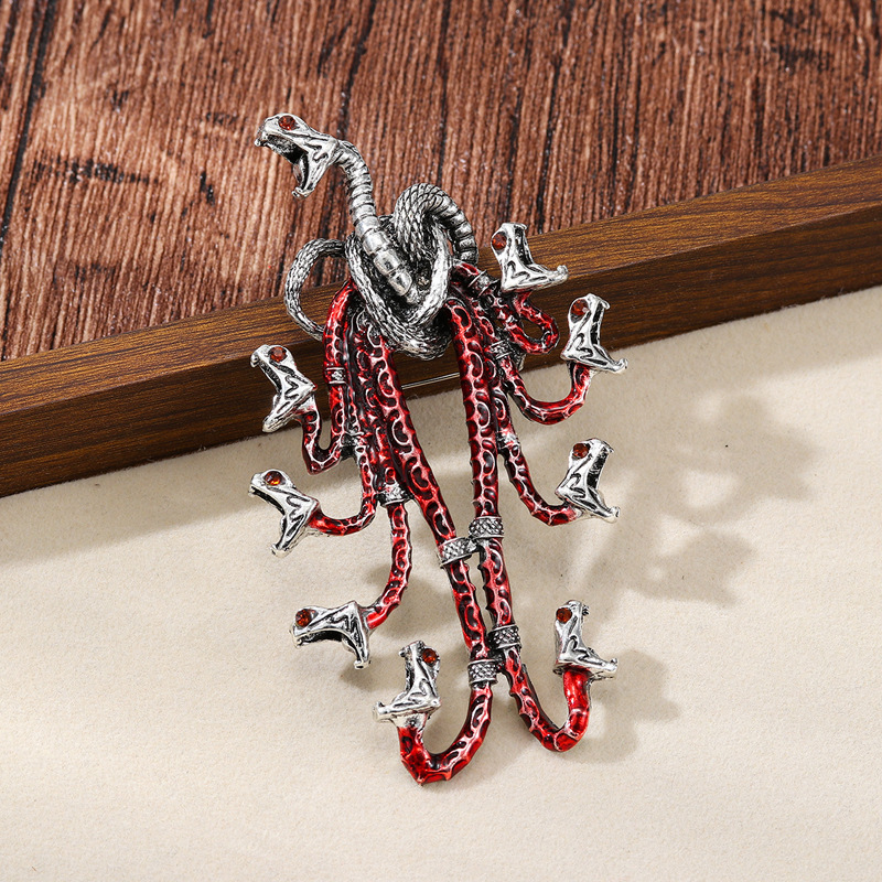 Heavy Craftwork Hydra Retro Brooch Horror Animal Commemorative Zodiac Year of the Snake Pin Sweater Coat Cute Decoration