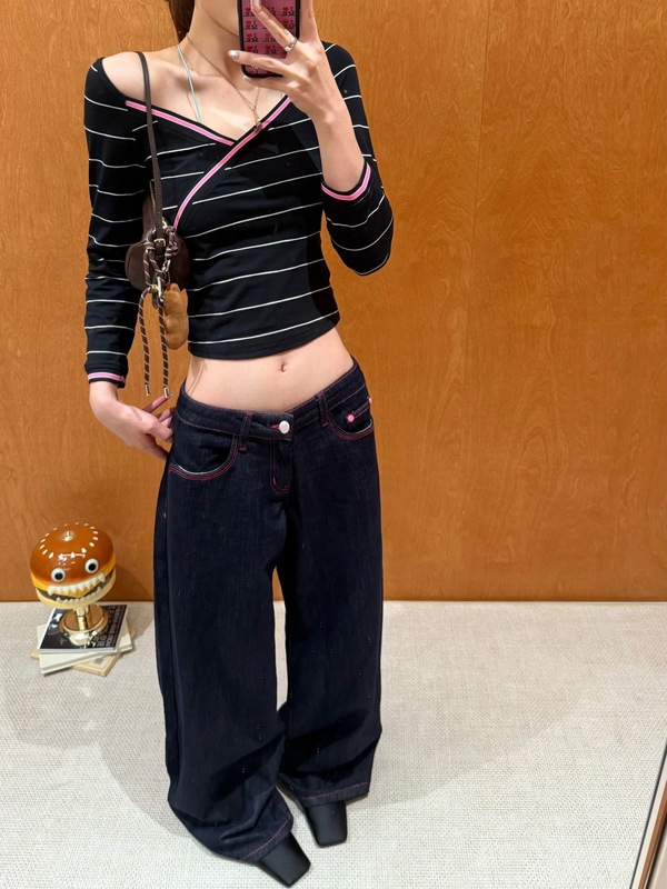 美式复古辣妹风交叉v领T恤女早秋薄款收腰撞色大领口短款中袖上衣|undefined