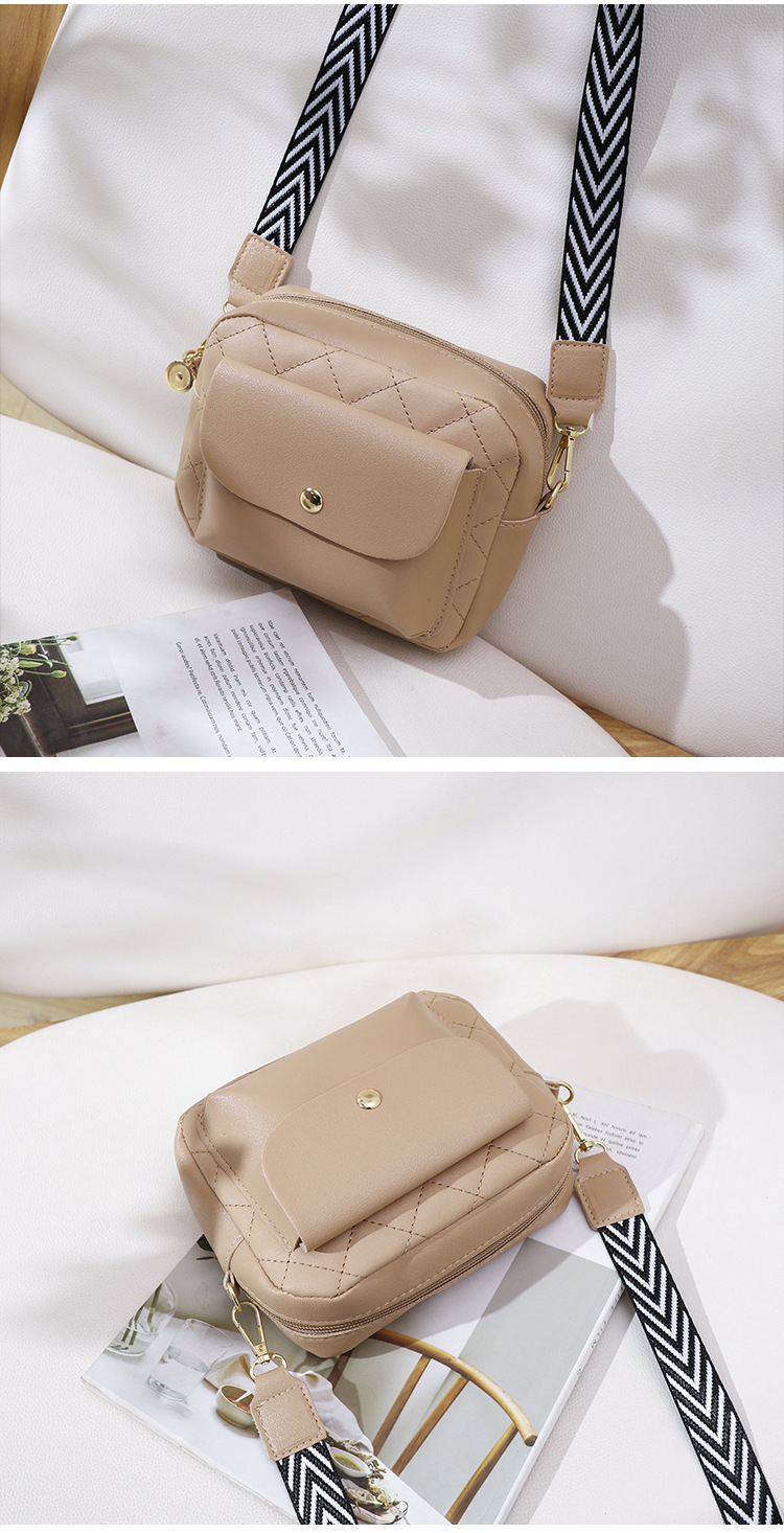 Women's New Rhombus Mobile Phone Bag Simple Shoulder Small Square Messenger Bag display picture 3