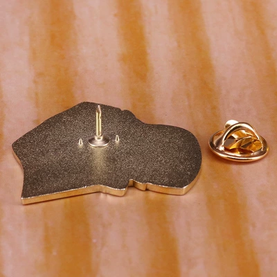 Yaxa sancaqları Kissing Brooch