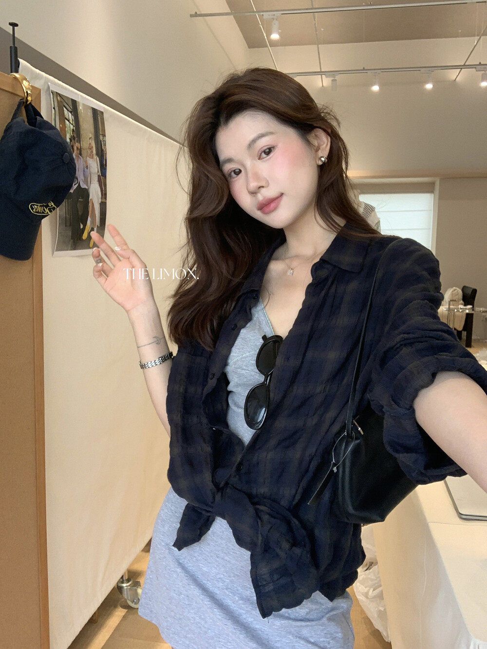 Áo sơ mi nữ dài tay cổ bẻ họa tiết kẻ caro phong cách Hàn Quốc — xanh đậm chi tiết 26