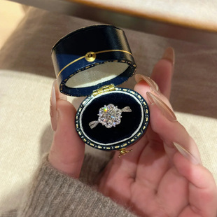 �p�ݸ߼��К��|2�������İ˼����W�ʯ��ָ΢肝M荐�ɯ�������