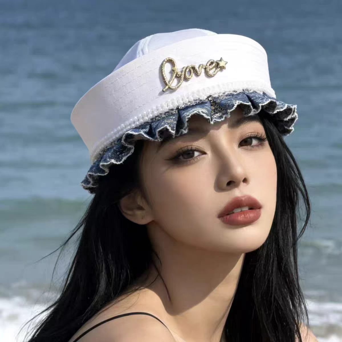 흰색 레터링 세일러 모자
