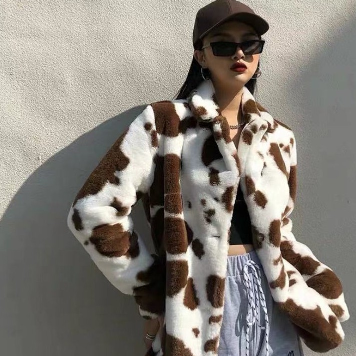 Patrón de leche pequeña piel de conejo impresión Otoño e Invierno ropa abrigo tela juguete manta suéter felpa tela Imitación Piel de conejo