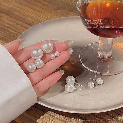 S925 Silver Needles Simple and Versatile Elegant Pearl Earrings for Women, Light Luxury, Uncommon, High-End, Cool Style, Piercing Earrings