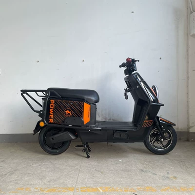 Elektrikli motosikletlər high-power 60V electric vehicle