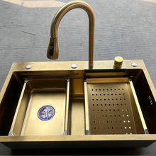 ȫ�׽�ɫ�{�׷�C�L�~�ٲ��N�����@һ�wˮ�۲��P䓆β�ˮ���^