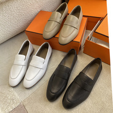 ԭ���F؛�����ӟo��e��H���R����Ƥ����Ь���ٿ�һ�_��СƤЬŮ