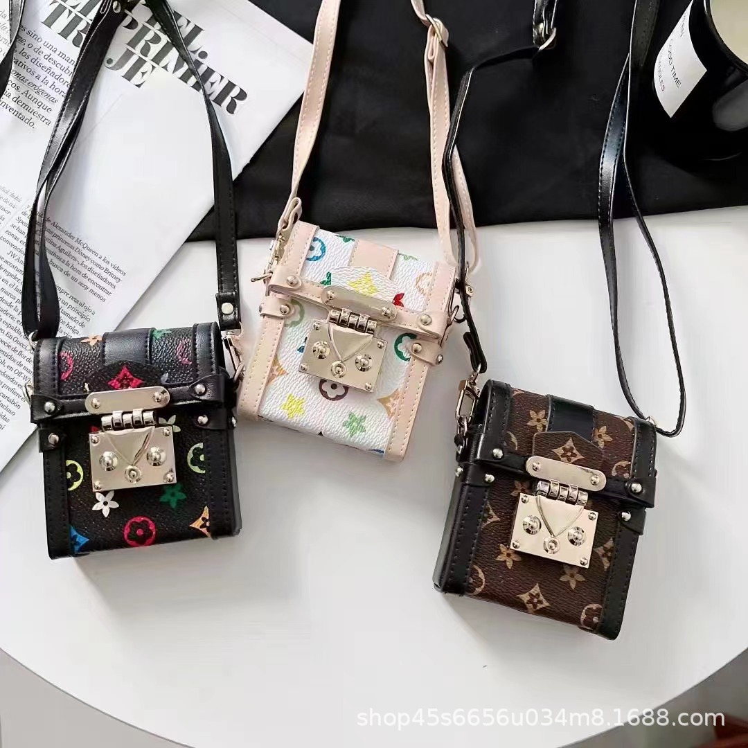 大牌欧美三星华为折叠屏翻盖手机包卡包防摔套斜挎零钱包皮套适用