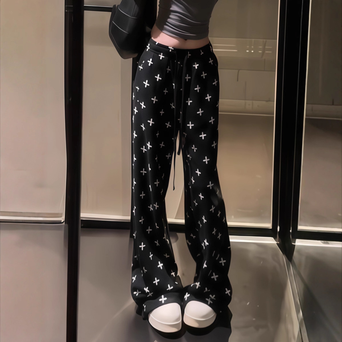 Korean Style Lazy Design Cross Flower Printed Casual Pants for Women Autumn New Loose Wide Leg Sports Pants Trendy