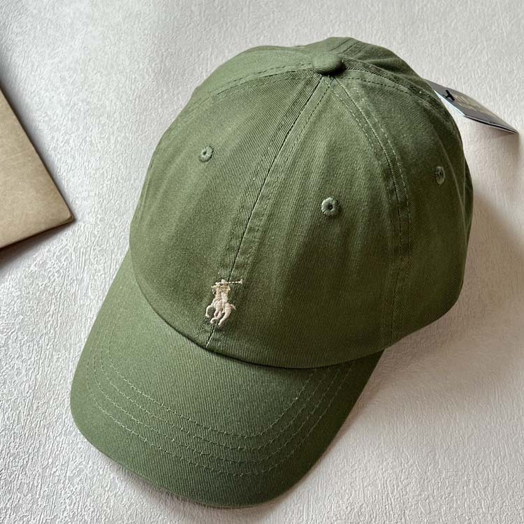 小馬標野球帽の女性は柔らかいトップの広いつばを合わせて顔の小さいアヒルの舌の帽子の運動の日よけの男性の女性を見せます。